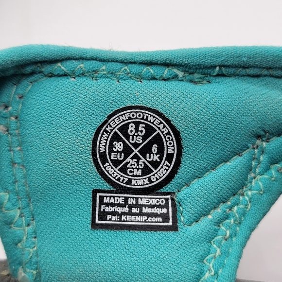 KEEN Women's Whisper Gray and Teal Outdoor Sandals SIZE 8.5. #1407 - Picture 8 of 8